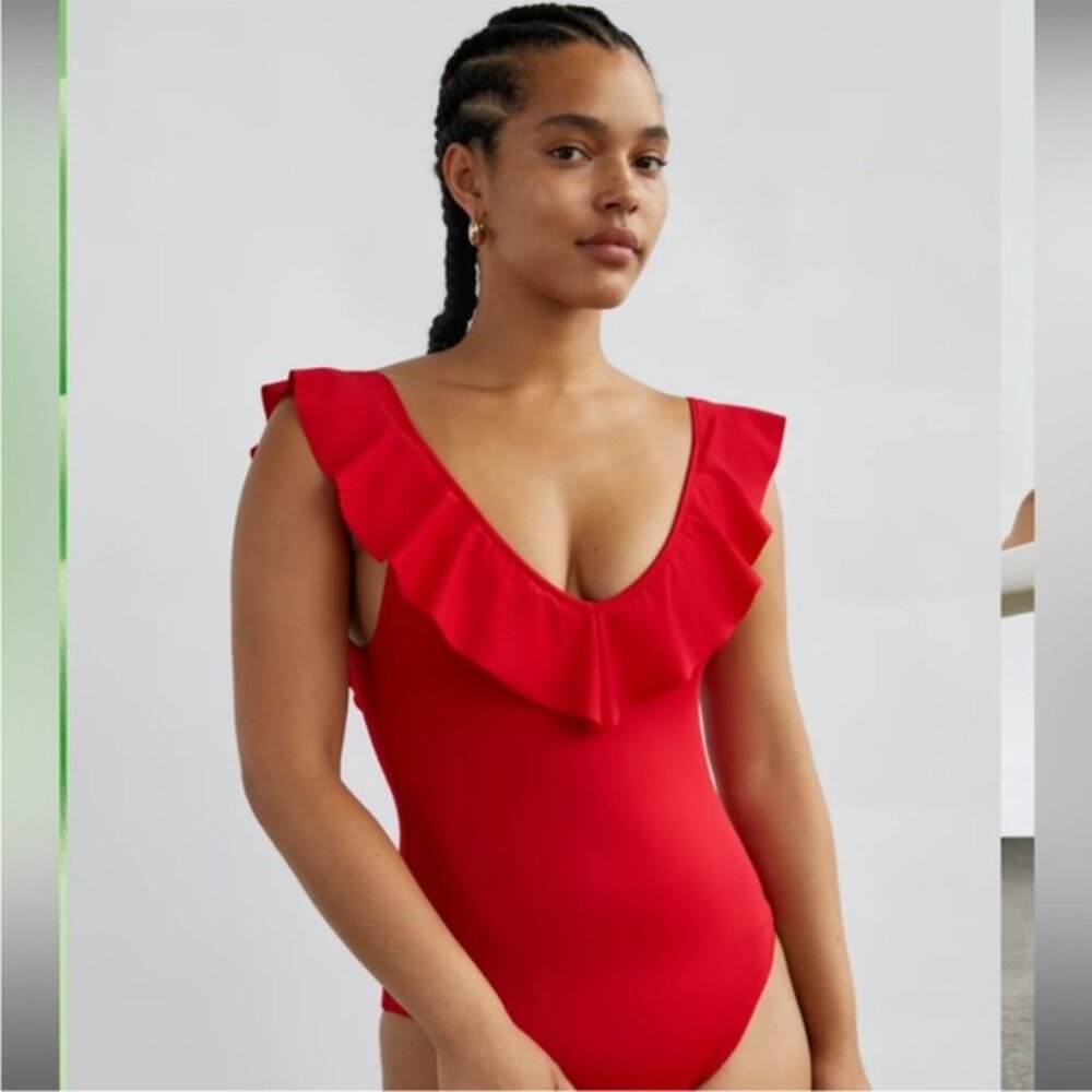 Aritzia Wilfred Danette Ruffle Bodysuit Red - Picture 3 of 8